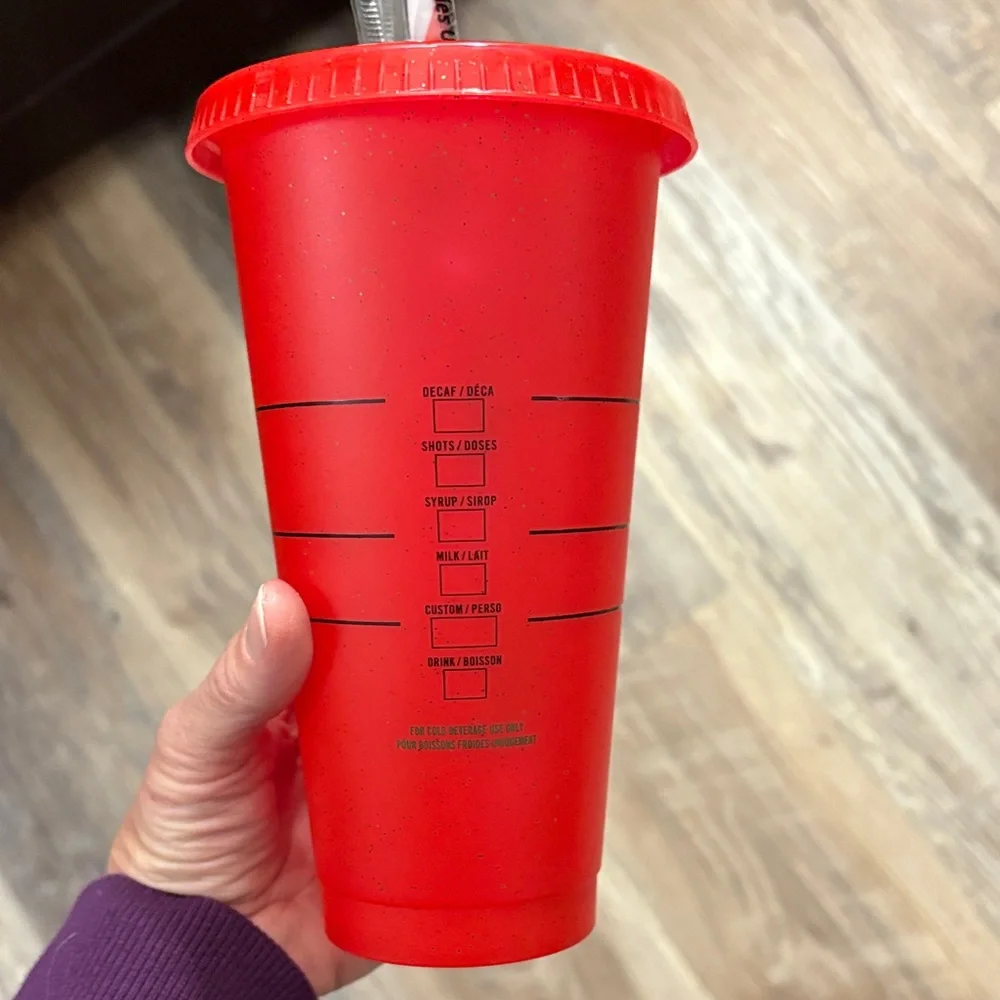 ✨ Starbucks Red glitter Tumbler with Straw